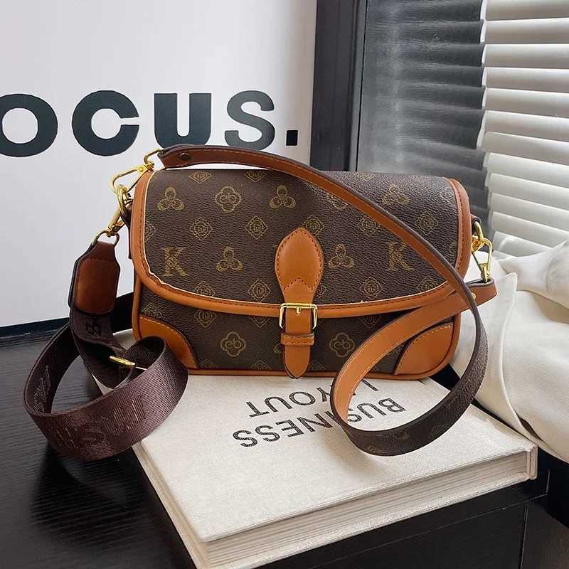 Premium Ladies Messenger Bag Luxury Leather Crossbody Shoulder Purse Womens Designer Tote Handbag Elegant ClassicW251107