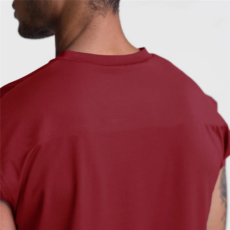 Mens fitness running breathable sports vest sports casual sleeveless T-shirt gym clothing 250403