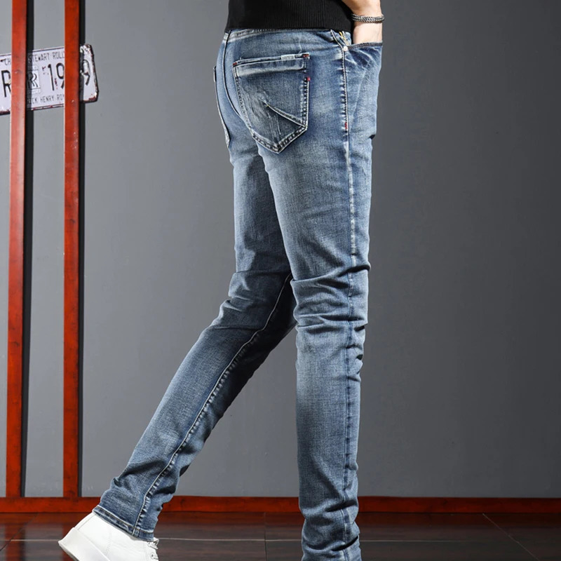 Korean denim jeans ultrathin fashionable and casual elastic mens pants small feet highquality 250401