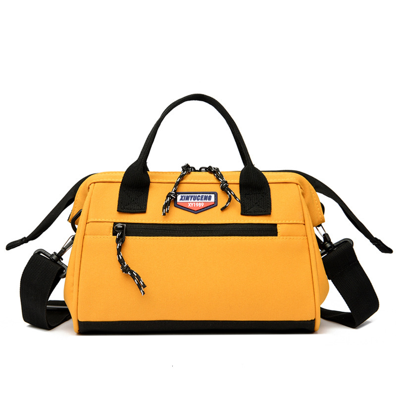 2025S Designer Women S Bag Women S New Fashionable Solid Color Simple Contrasting Large Capacity Single Shoulder Crossbody Bag Versatile Casual Women 