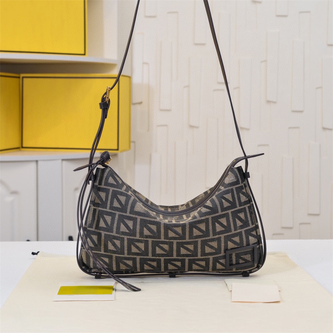 Designer bag Women Classic hobo bag Totes key shoulder bag luxurys handbag women crossbody bag leather classic large capacity tote Bag star bag8