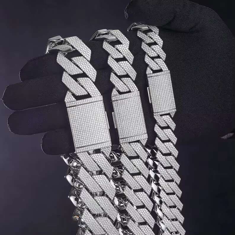 Hiphop Jewelry 925 Sterling Silver 20mm Iced Out Cuban Necklace Sparkling VVS Moissanite Cuban Link Chain
