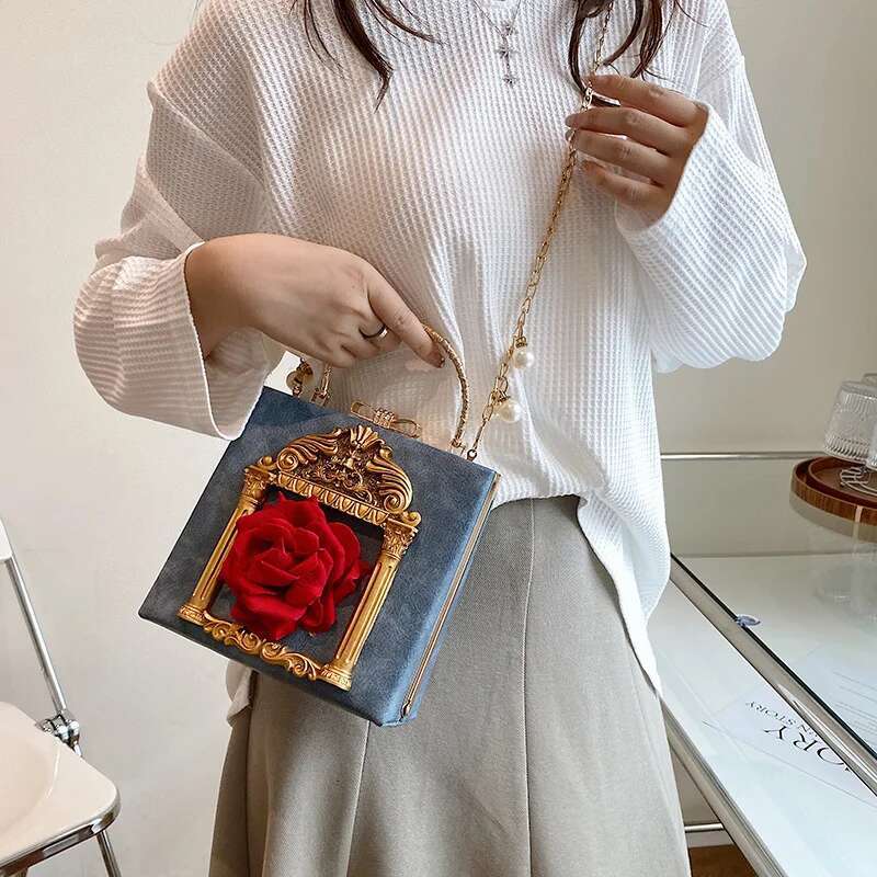 Women's Vintage 3D Relief Wer Square New College Girls Cartoon Angel Shoulder Ladies Metal Chain Messenger Bag
