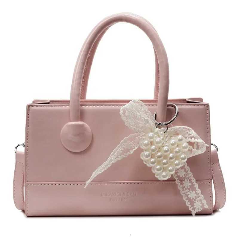 Silver Shoulder Bag for Women Designer Small Square Crossbody Purse Summer Glamorous Top Handle Casual Outfit Party ReadyW251107