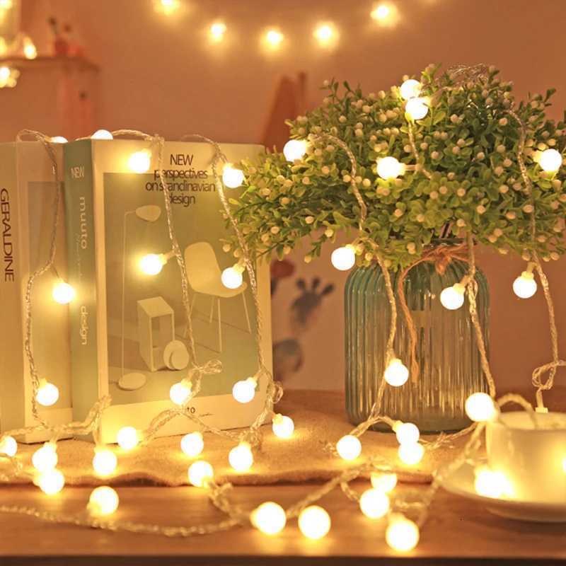 10m 80LEDs Globe String Lights Battery Operated Fairy Light String with 2 Lighting Modes for Indoor/outdoor Festival Holiday W251107
