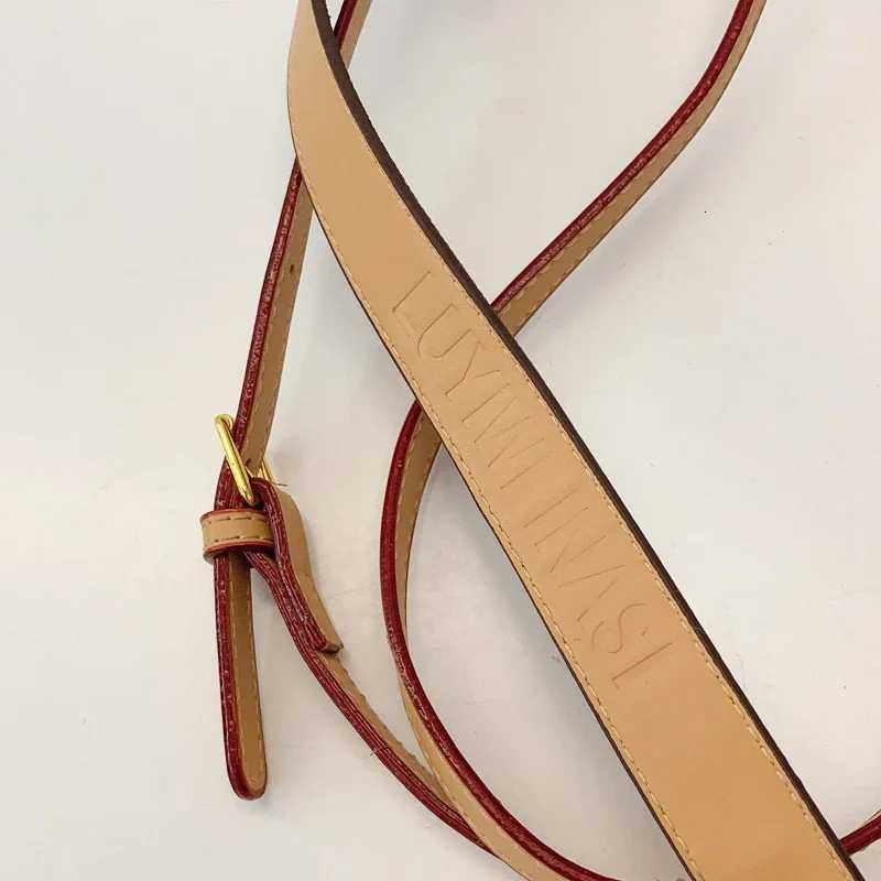 Popular Classic Womens Shoulder Bag Leather Finish Messenger Bag For Fashionable Ladies By Famous Designer BrandW251106