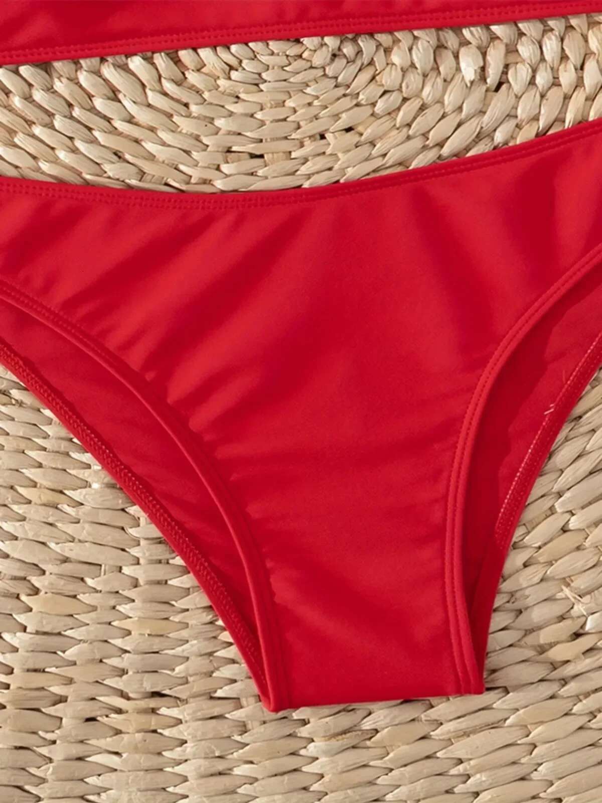 Dongdumaoyi Solid Color Red Two Piece Swimsuit For Women Sexy U Neck Suspender Backless Bikini Set High Waist Beach Swimwear Bathing Suit
