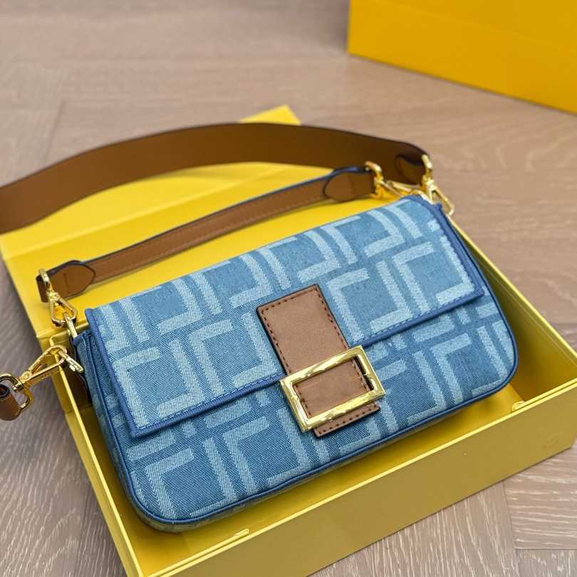 Shoulder Bags Designer bag High quality F Women Crossbody baguette Bags Luxury Brand Vintage Canvas Messenger Bag Underarm half moon Handbag Purse Wallet Canvas bag
