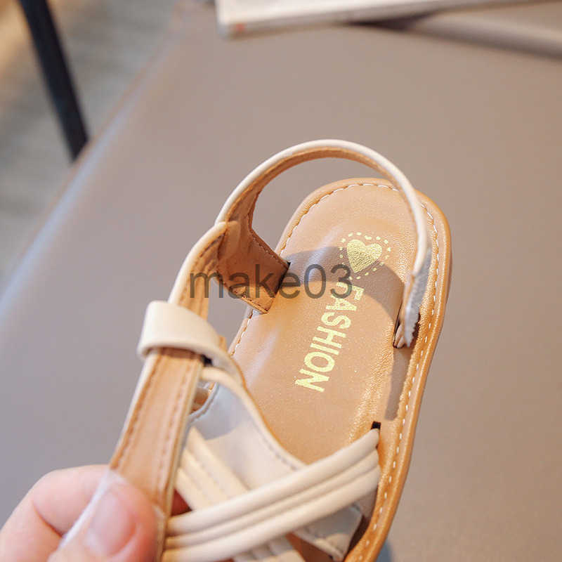Girls 2025 Summer New Style Small and Medium sized Soft soled Girl Baby Princess Shoes Kindergarten Fashion Sandals J250403