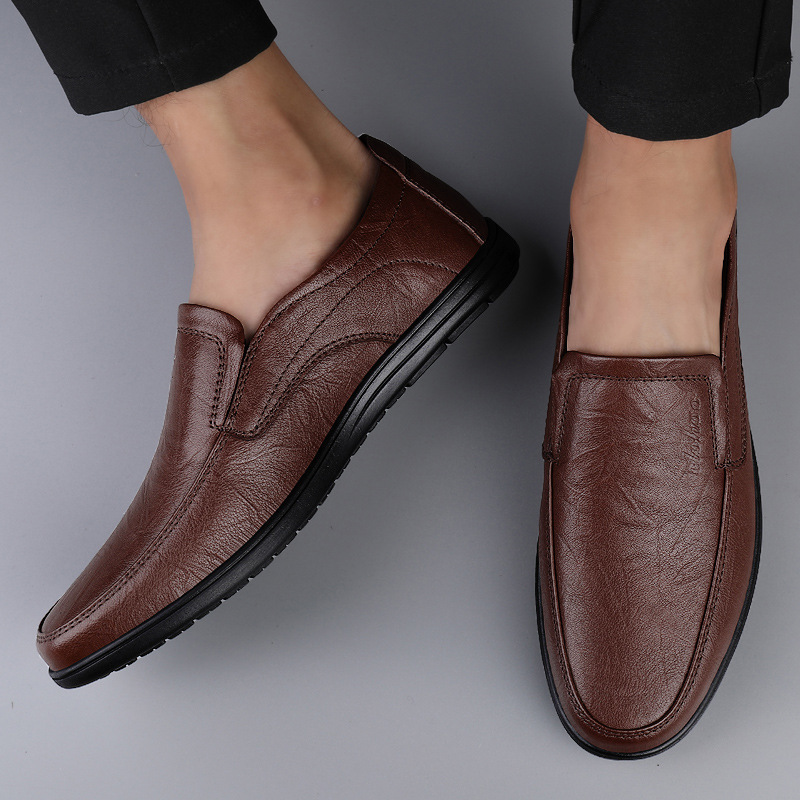 Mens Casual Shoes Fashion Embossed Leather Men Retro British Style Tassels Loafers Mens Slip-on Outdoor Driving Flats 240329
