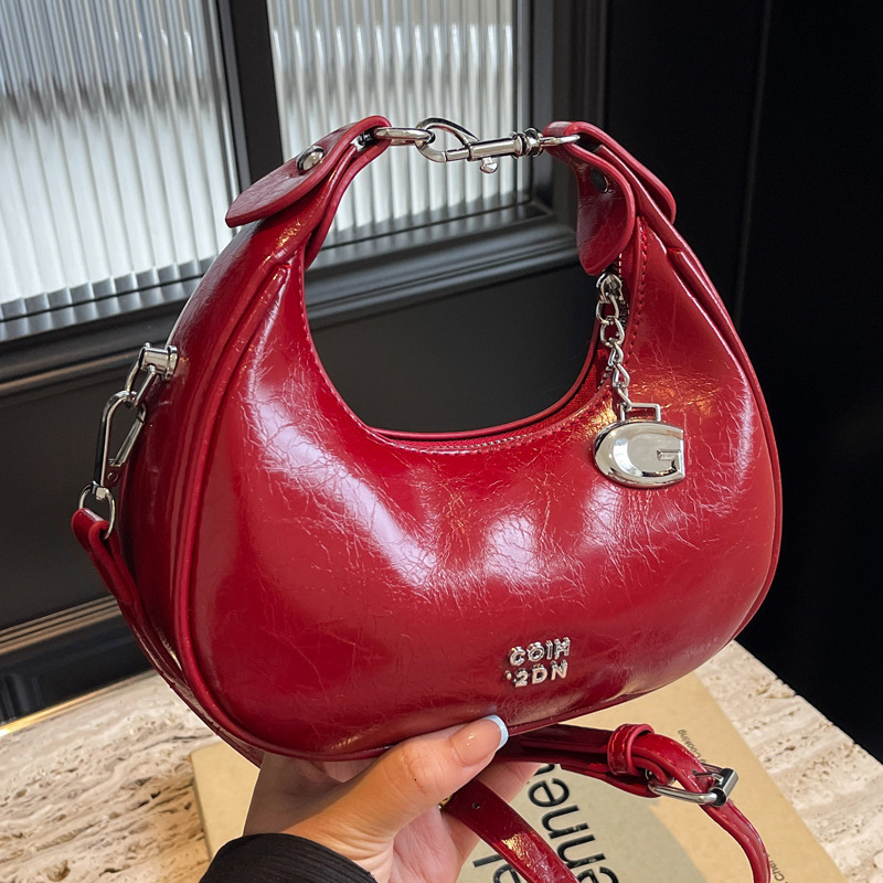 2025S Designer Women S Bag Small Silver Crescent Shaped With Niche Design New Korean Fashion Handbag Casual Versatile Shoulder Crossbody Bag