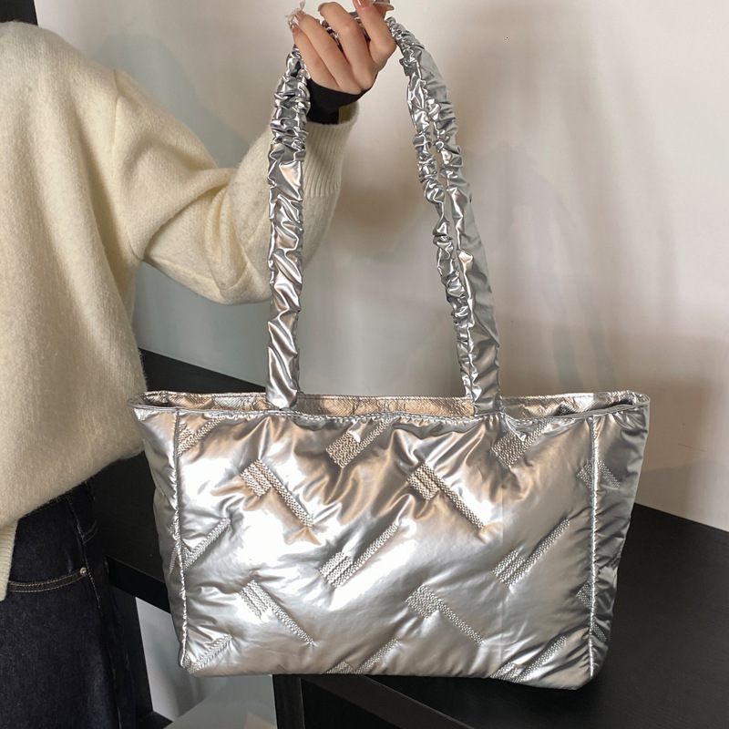 2025S Designer Women S Bag Large Capacity Casual Handbag For Women New Korean Version Solid Color Simple Underarm Bag Women S Single Shoulder Cotton C