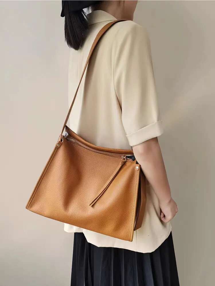 Baiye Fashion Genuine Leather Women's Bag, Cowhide Handmade, One Shoulder Crossbody Bag