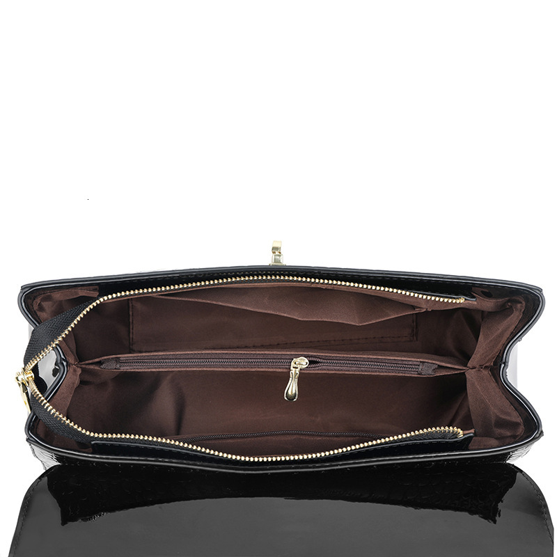 Crocodile Design Bag Women's Retro Fashion PU Leather Commuter Crossbody Bag