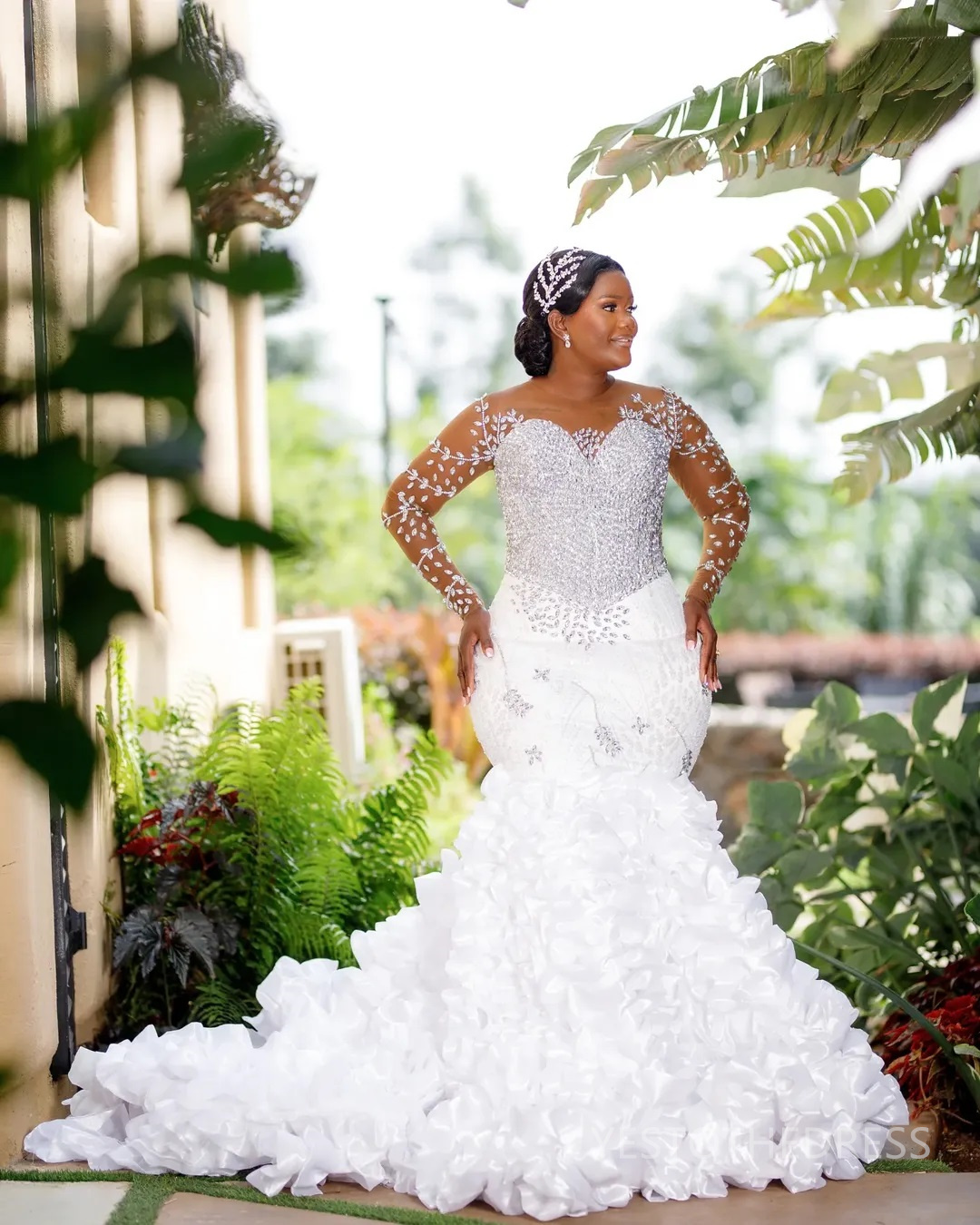 2025 Plus Size Mermaid Wedding Dress For Bride Bridal Gowns Detachable Train Long Sleeves Sheer Neck Beaded Lace Tiered Wedding Gowns For African Blac