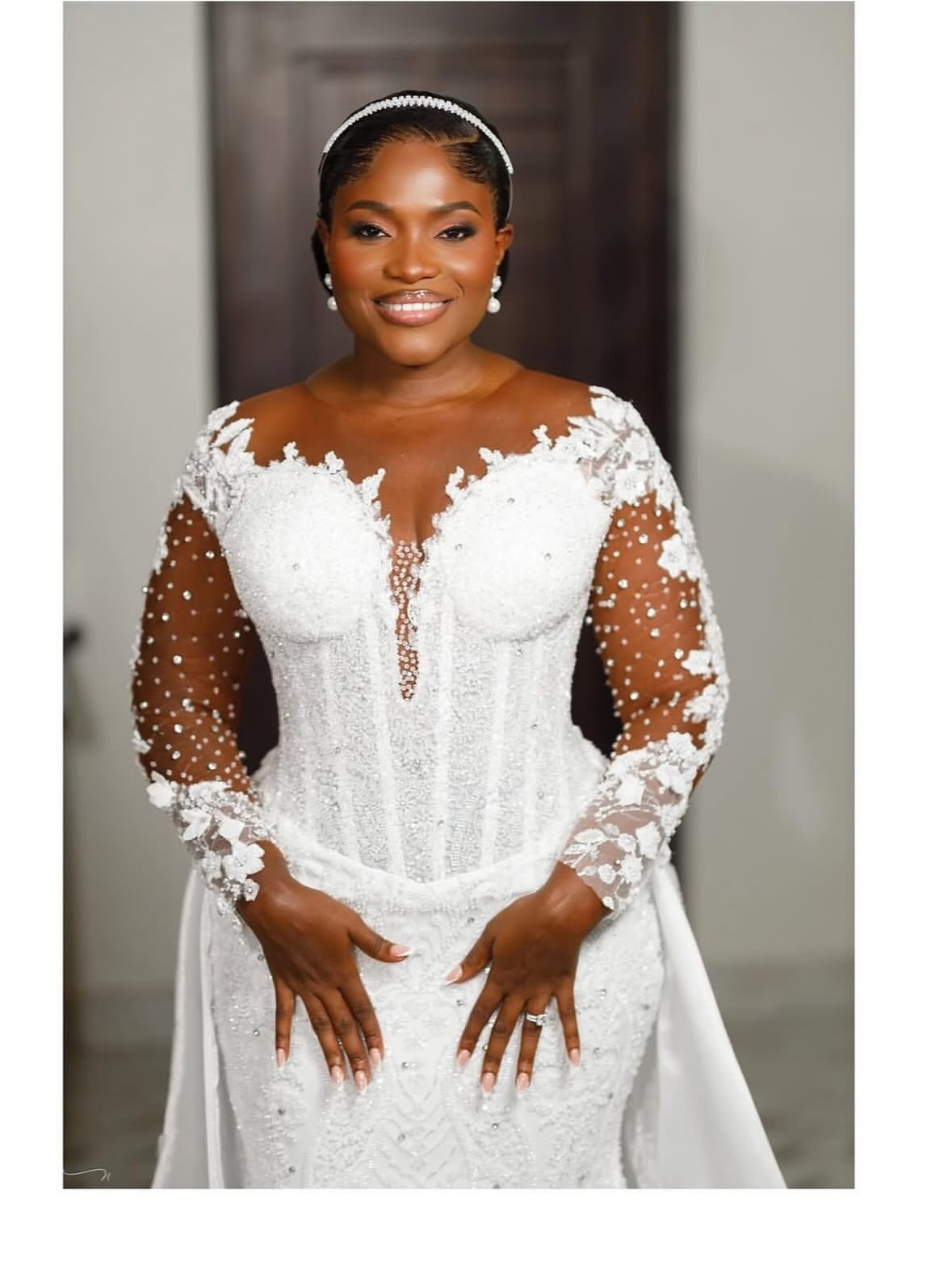 2026 Aso Ebi Plus Size White Mermaid Wedding Dress Beaded Crystals Detachable Train Sequined Full Sleeves Stylish Bridal Gowns Dresses ZJ0461