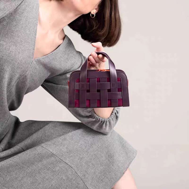 A Niche Summer Single Shoulder Diagonal Fence Woven Bag