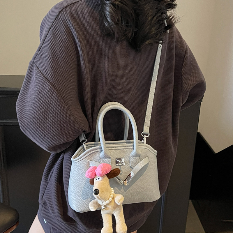 2025S Designer Women S Bag Texture Kelly Fashion Handheld New Women S Spring Summer Stylish Single Shoulder Minimalist Crossbody Bag