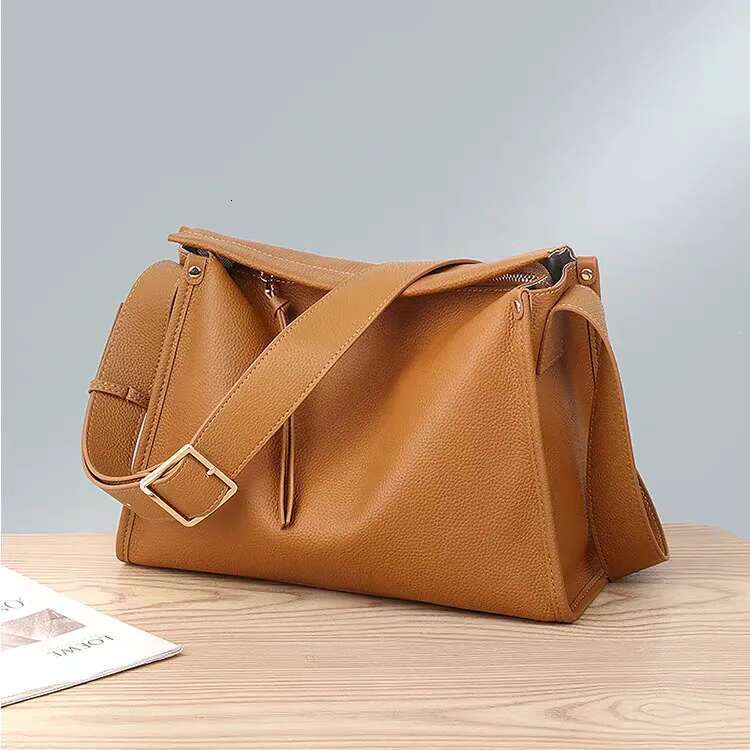 Baiye Fashion Genuine Leather Women's Bag, Cowhide Handmade, One Shoulder Crossbody Bag