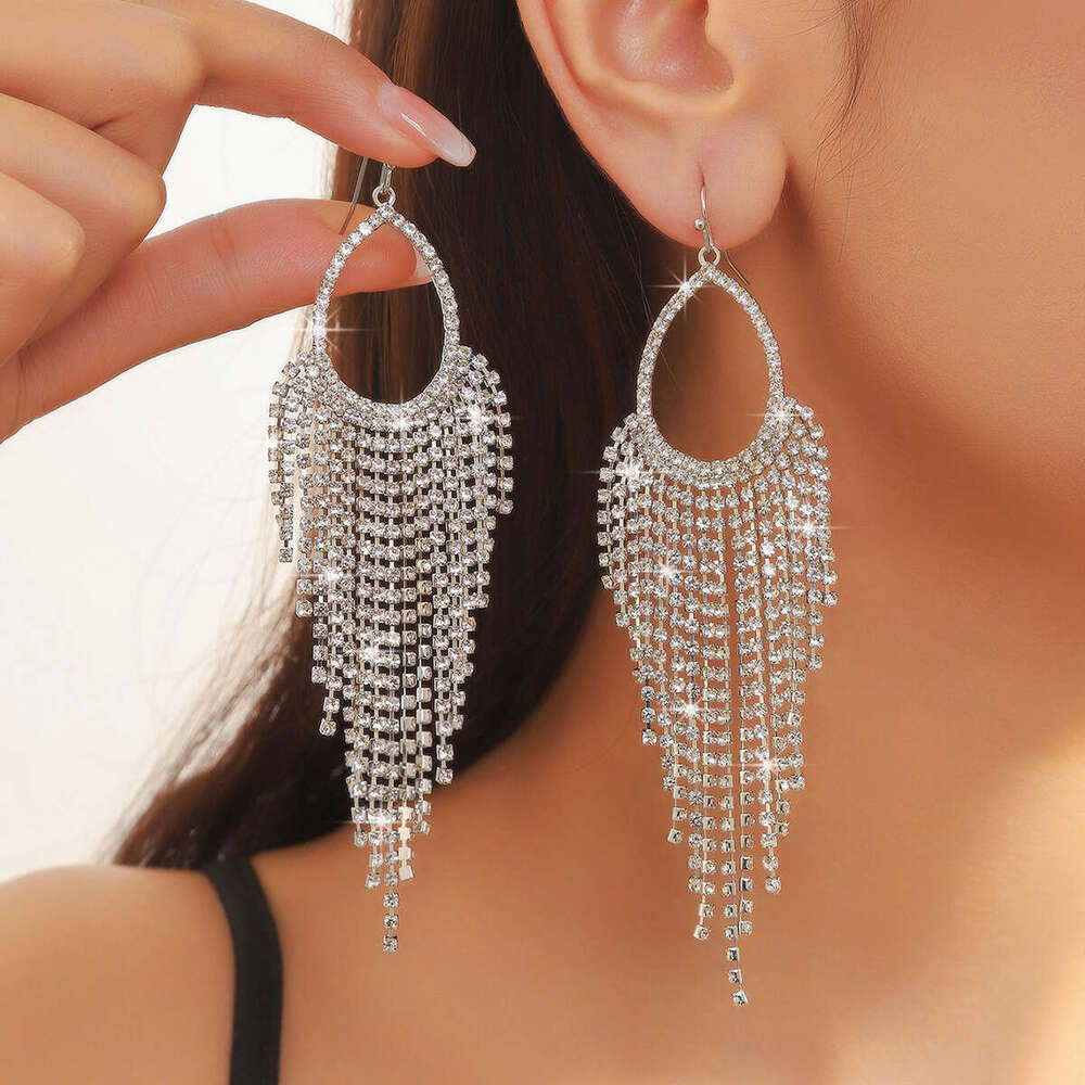 New Korean Super Flash High Grade Dia Claw Chain hot with Atmospheric Water Drop Style Exaggerated Bridal tassel Earrings