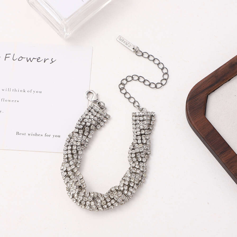 Simple urious woven Fried hot Dough Twists Personalized and fashionable commuting senior sier dia bracelet