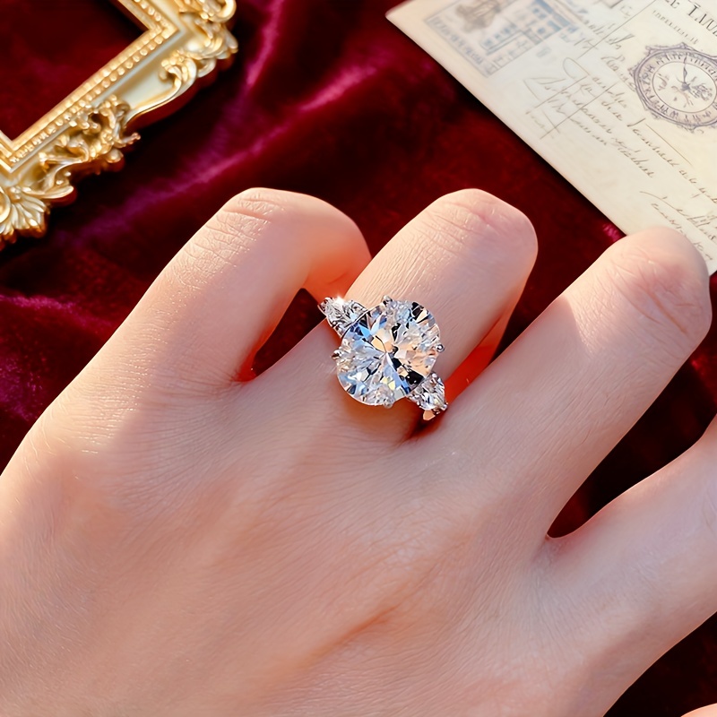 Luxury Brand Designer Jewelry 925 Silvery Shiny 3-ct Moissanite Ring, A Fashionable Women's Ring, A Daily Outfit Gift, An Anniversary Fashion Par