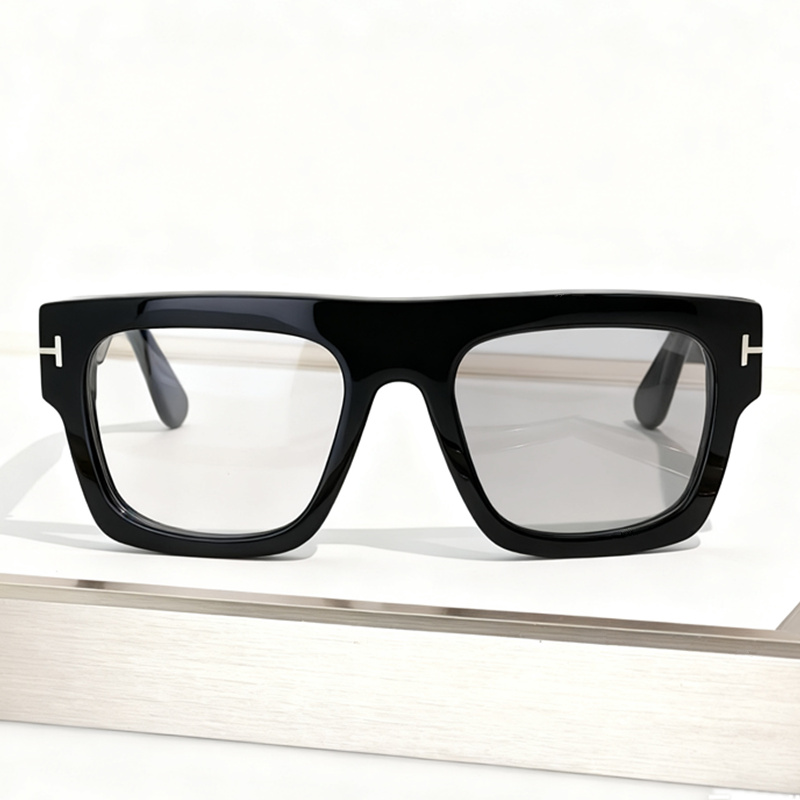 Clas, Occhiali Da Sole Versatili Alla Moda, Unisex, Con Montatura Oversize, UV4…