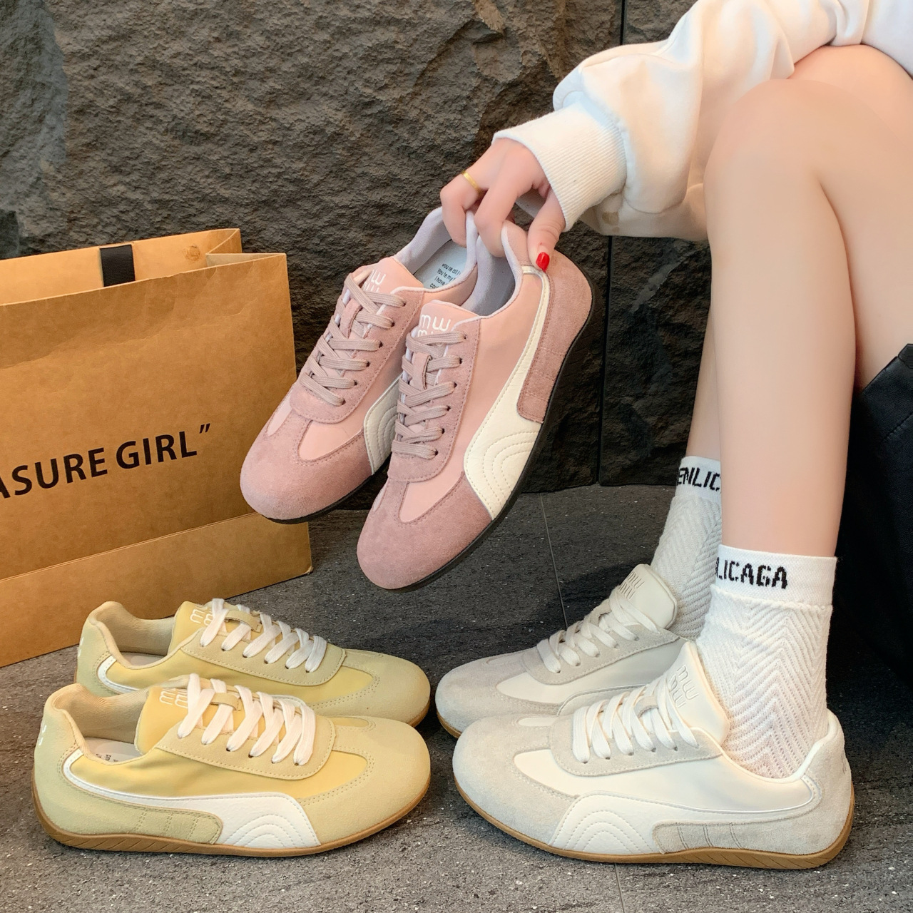 free shipping designer casual shoe women womens beige white pink red yellow indoor outdoor sports runner running shoe trainers sneakers