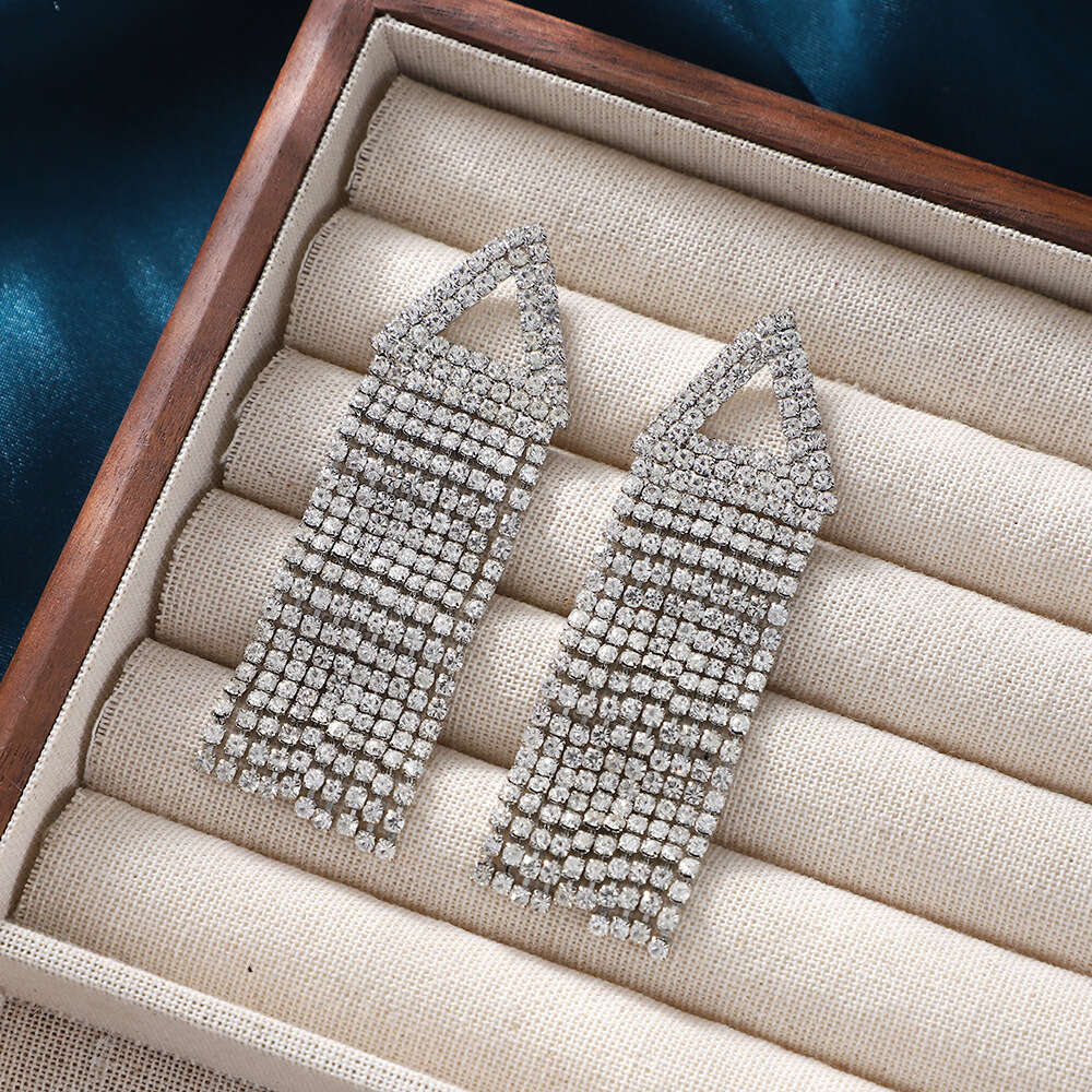 Hot selg tassel full dias, triangular sparkg rhies, NEW trendy earrings with inlaid dias