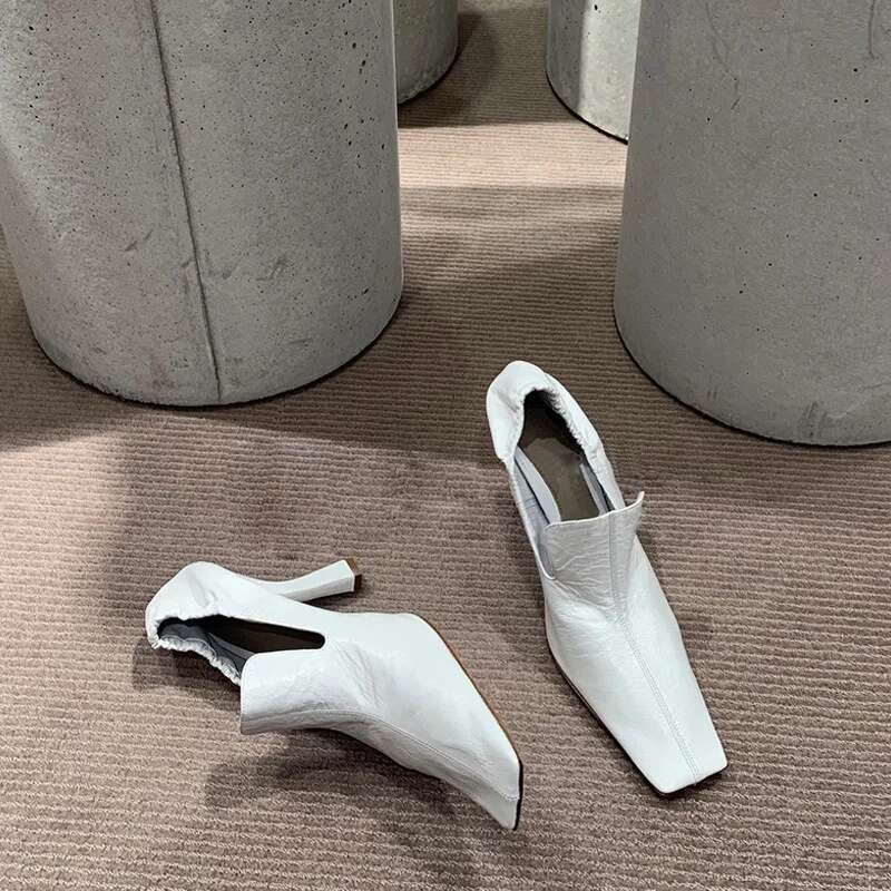 2025 New Square Head Pumps Female White High Heels Stiletto Retro Mueller Witch Shoes