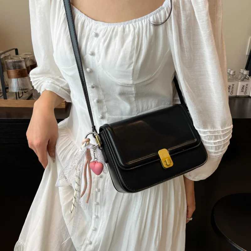 Shoulder Bag Crossbody Bag Retro Foreign Style Womens Bag Small Square Bag Versatile Niche Design Texture 2025 New ModelW251107