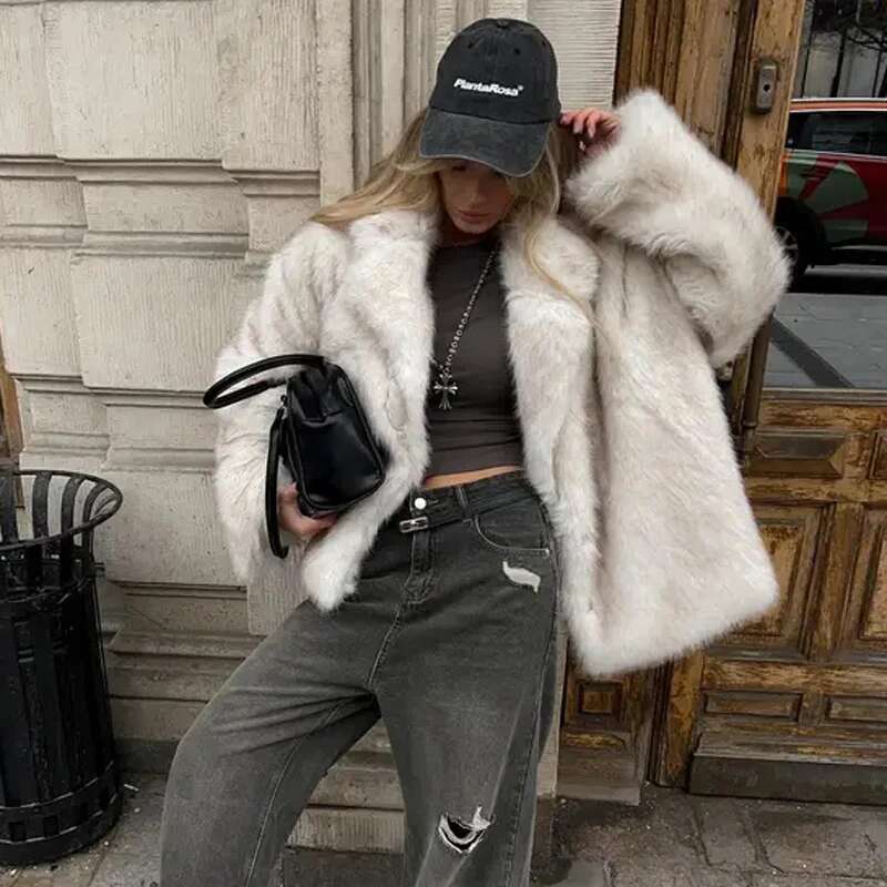 New Street Style Long Plush Women With Thick Warm Cold Autumn Winter Faux Coat High-Quality Fluffy Dyed Fox Fur Jacket