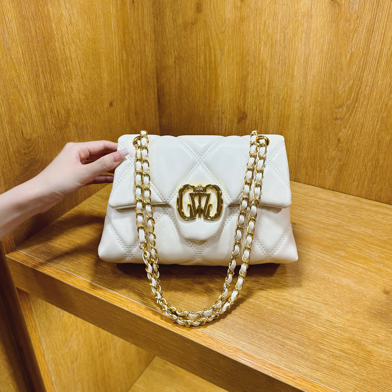 Temperament chain small square bag women's new high-grade explosive single shoulder underarm bag crossbody bag 2025s hot