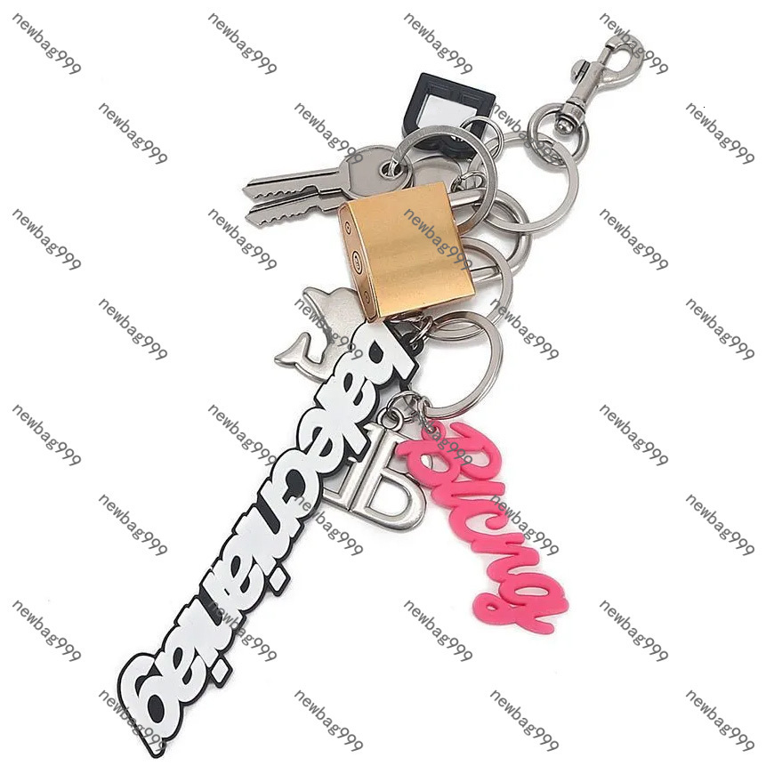 Le Cagole Keychain Bag Turner Chain Heart Mirror Accessories Designer Le City Charm Rodeo Bag Women's Drive Charms Card Holder Coin Purse Lock Metal High Quality