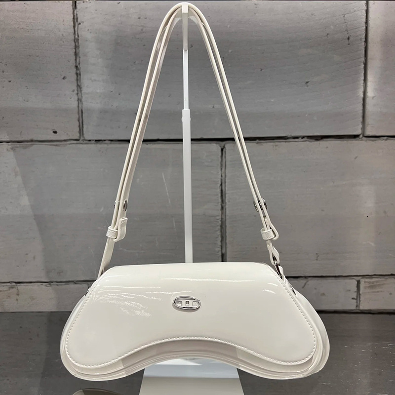 Internet Celebrity 2025 New Women's Fashionable Patent Leather Temperament Dingdang Spicy Girl Versatile Single Shoulder Armpit Hand-Held Crossbo