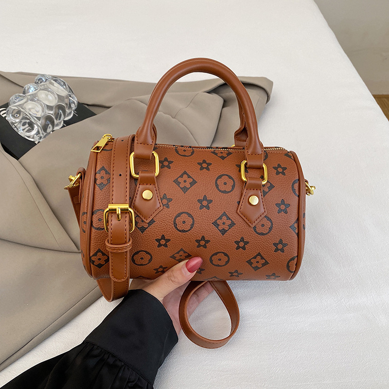 Free Mail Designer Bag Boston Bag Trendy Fashion Niche Bag Everything High-End Single Shoulder Bag Crossbody Bag