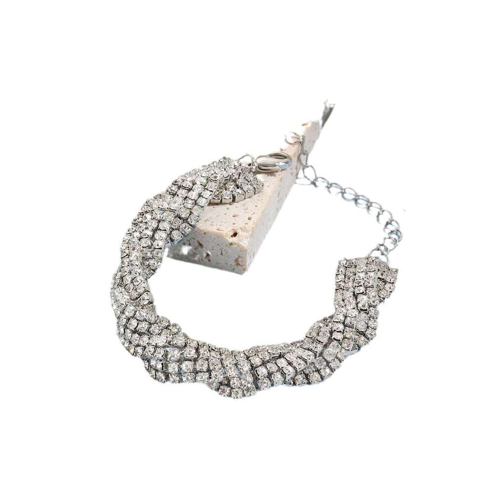 Simple woven claw chain Fashion commuting senior Fried Dough Twists dia bracelet