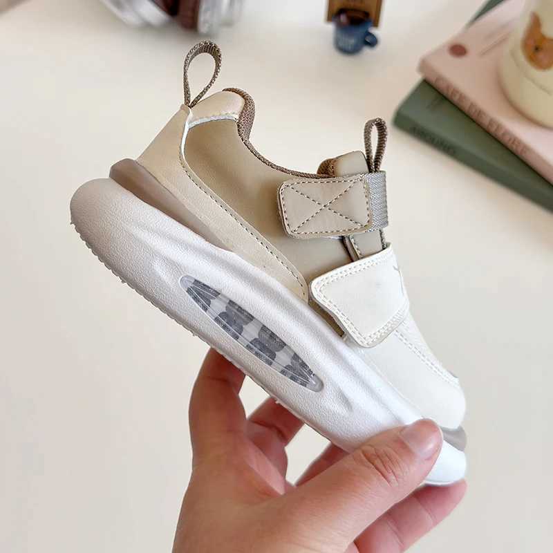 2025 Childrens Fashion Design Walking Shoes Sports Shoes Spring Non slip Casual Shoes Boys and Girls Breathable Outdoor Board Shoes W250407