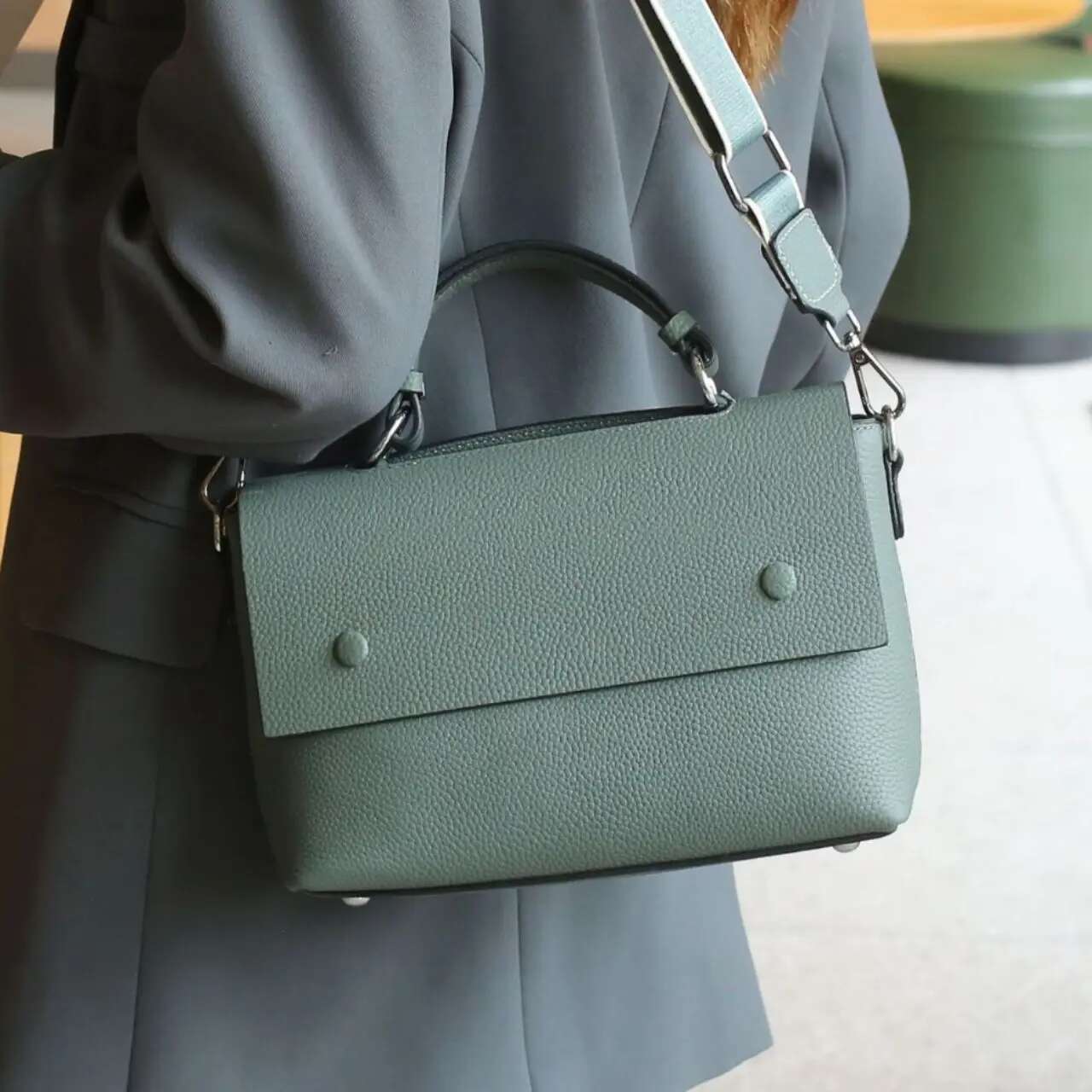Real Cow Women's Crossbody Shoulder Handbag Fashionable Soft Genuine Leather Ladies Casual Versatile Messenger Bag