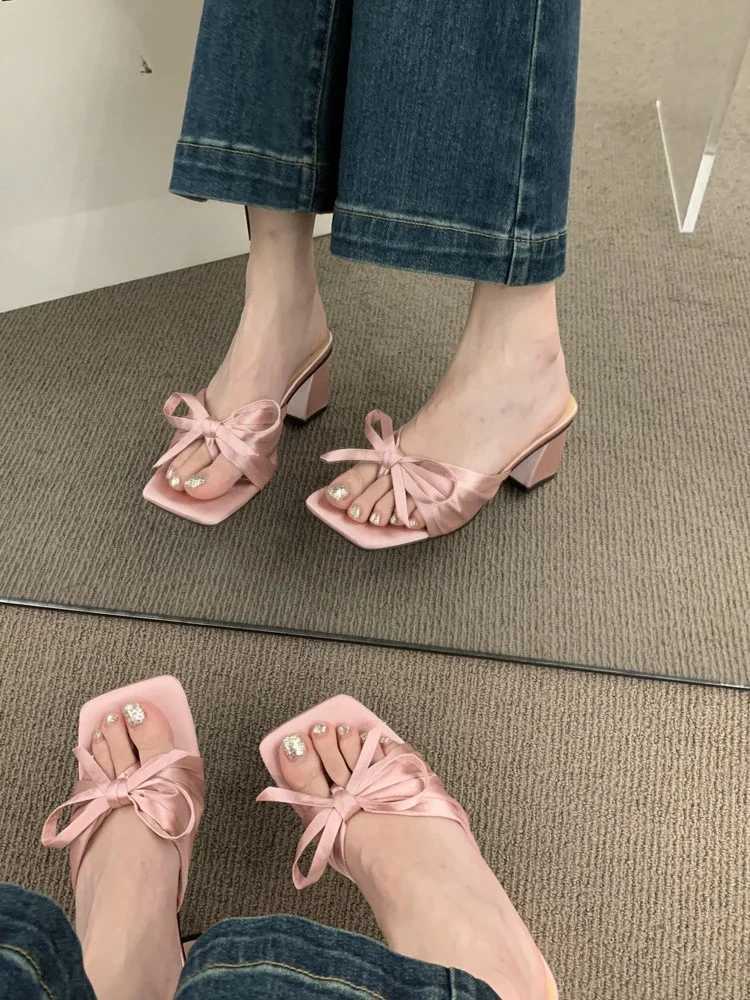2025 Spring/Summer New French High Feeling Satin Bow Thick and Smooth Womens Fi High HeelsXJ250407