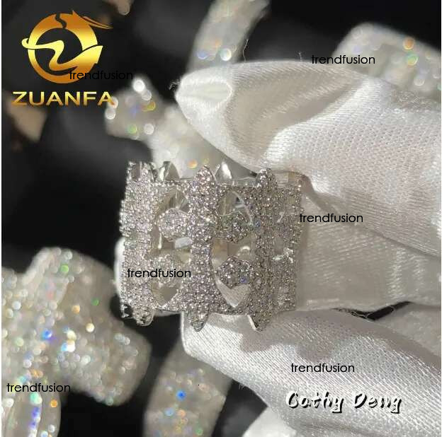 Lifeng Jewelry Custom Single Letter Ring Baguette cut VVS Moissanite Two Tone Sterg Sier Men Hiphop Rings