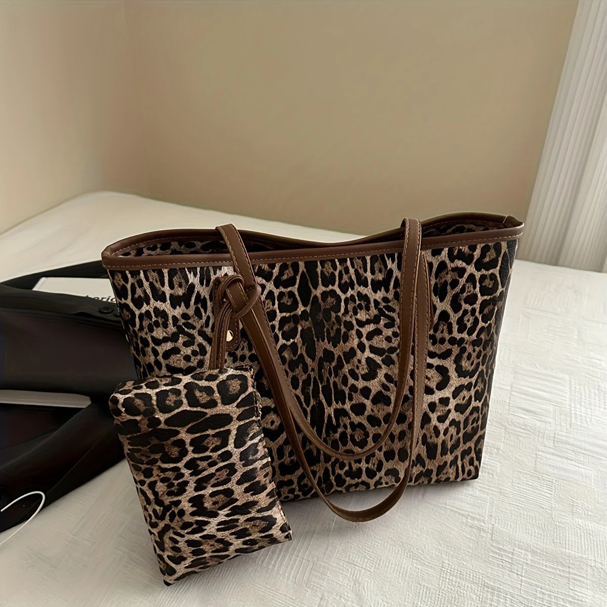 Leopard Soft Shoulder Bag Retro Animal Print Large Capacity Handbag with Purse Fashion Casual Style Shopping Tote Bag 251107