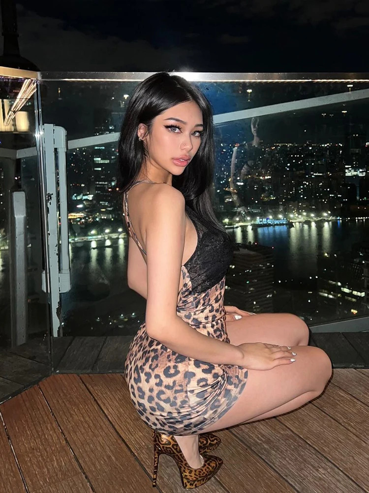 Weird Puss Backless Sexy Dress Women Party Leopard Print Patchwork Lace Halter Mini Bodycon Summer Fashion Birthday Clubwear 250408