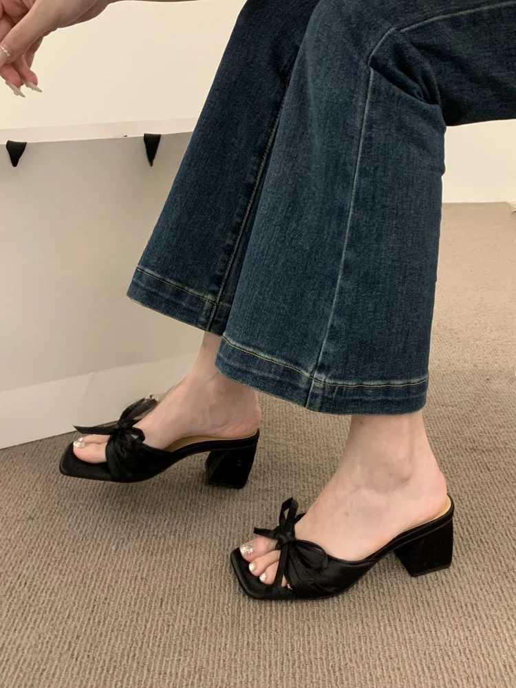 2025 Spring/Summer New French High Feeling Satin Bow Thick and Smooth Womens Fi High HeelsXJ250407