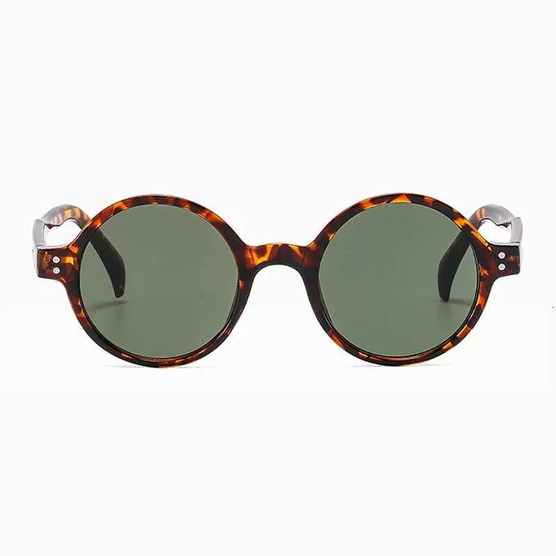 Vintage Round Sunglasses Women Men Brand Designer Sun Glasses Male Female Rivet Frame Fashion Retro Shades Oculos De Sol