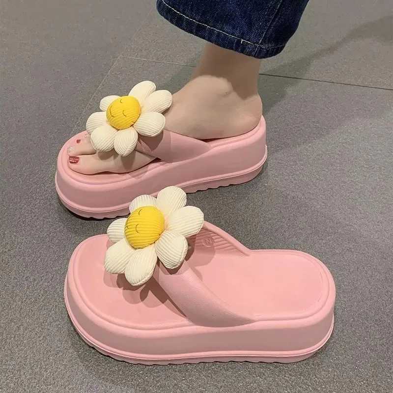Womens summer cute flower slider womens indoor N-Slip sandals womens outdoor thick soled flip cover adult cute EVA sliderXJ250407
