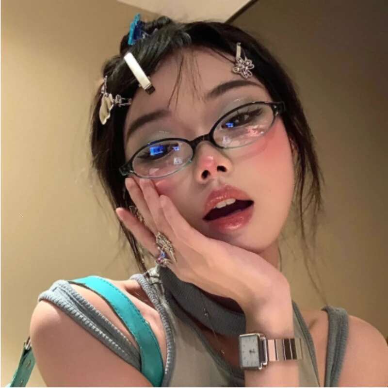 Y2K Women Oval Gradient Green Frame Narrow Small Eyeglass Girls Outdoor Fashion Wear with Seaside Driving Glasses