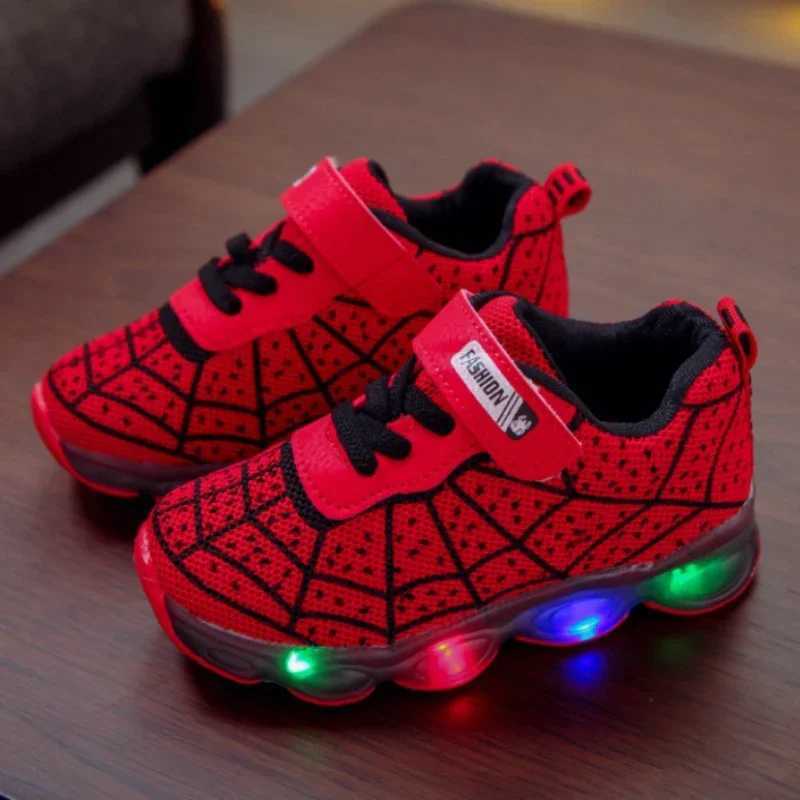 Childrens sports shoes Spider Man boys casual shoes spring and summer new mesh breathable student shoes anti slip casual shoes W250407