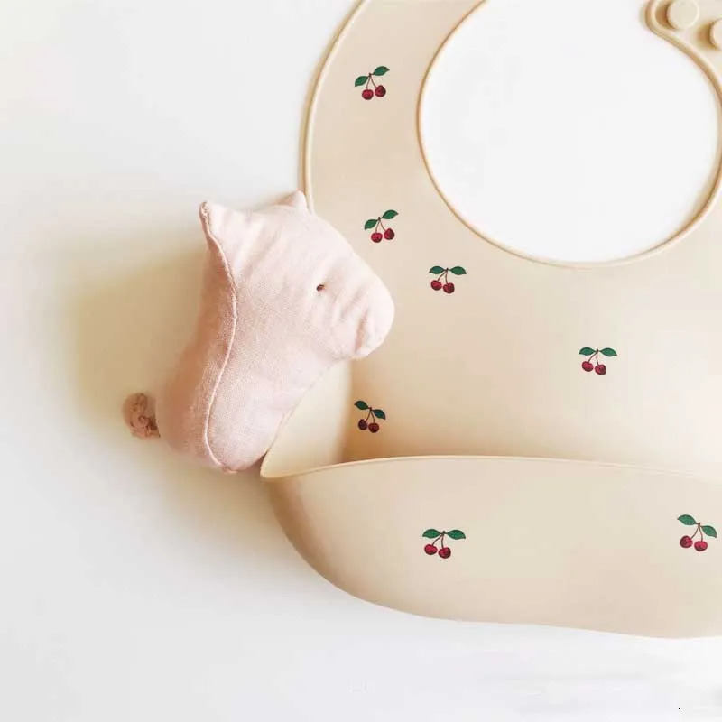 Waterproof Baby Bibs Soft Silicone Baby Feeding Bib Baby Stuff Solid Feeding Lemon Cherry Print Girl Boy Bibs Burp Cloths 250408