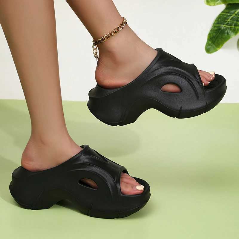 Short and chubby platform wedge sandals for women 2024 summer waterproof thick bottom beach slide for women soft Eva slide flip coverXJ250407
